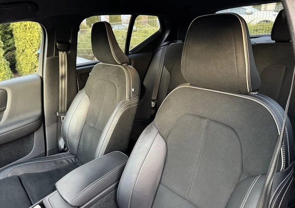 Volvo XC 40 cena 149900 przebieg: 68000, rok produkcji 2021 z Górowo Iławeckie małe 352